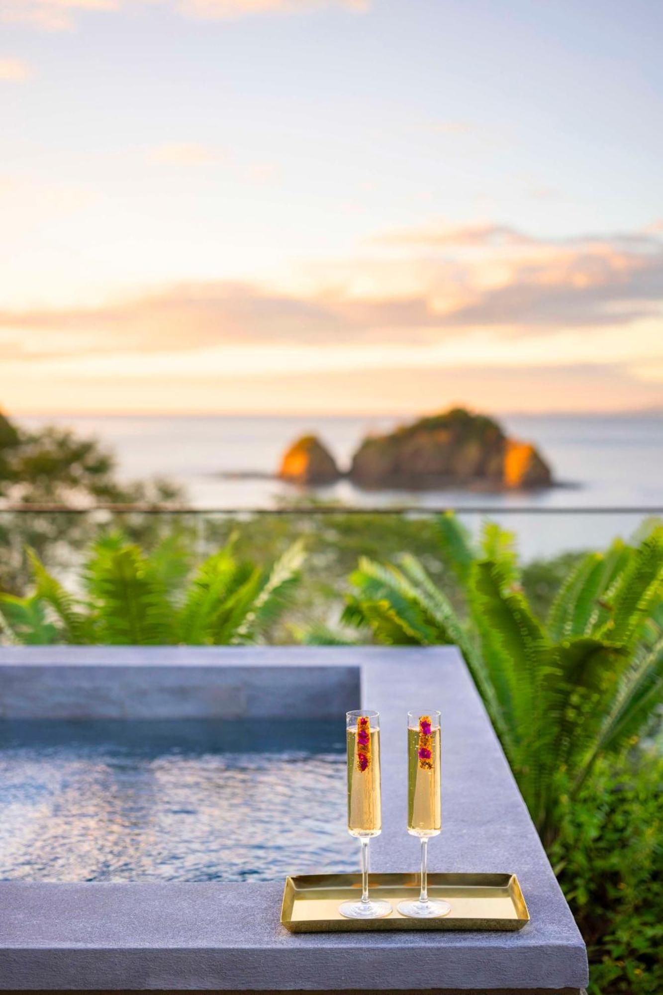 Waldorf Astoria Costa Rica Punta Cacique Hotel Bagian luar foto